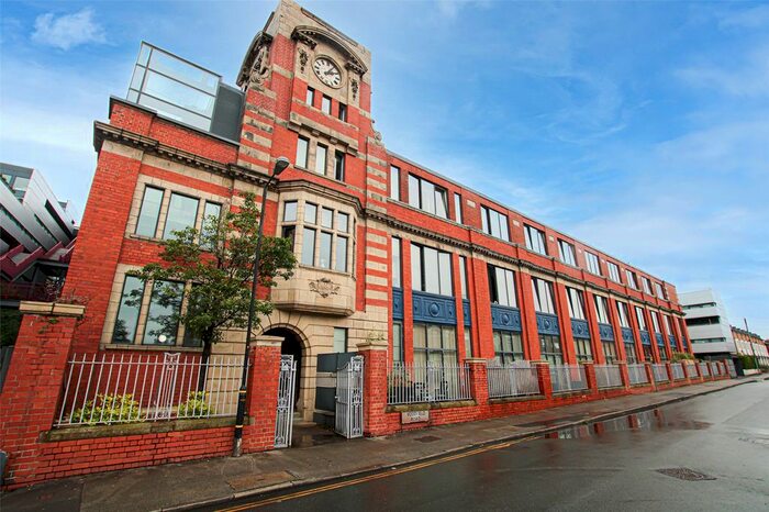 1 Bedroom Flat To Rent In Woodfield Road, Altrincham, WA14