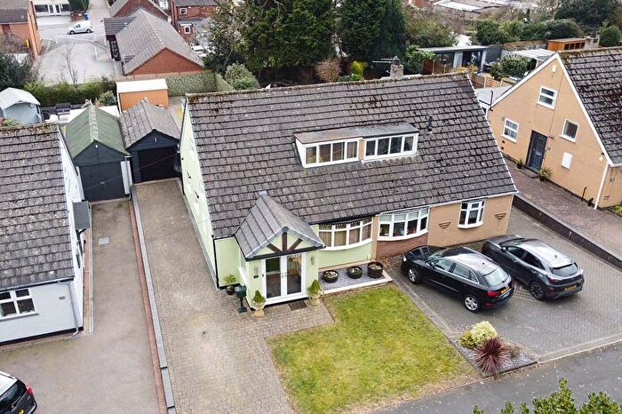 2 Bedroom Semi-Detached House For Sale In Pooles Way, Burntwood, WS7