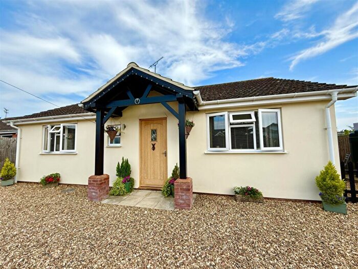 3 Bedroom Detached Bungalow For Sale In Church Road, Catfield, NR29