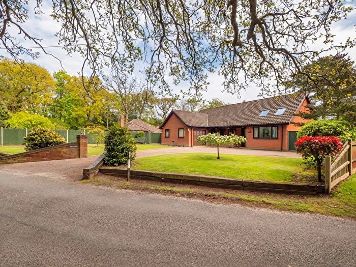 3 Bedroom Detached Bungalow For Sale In Davey Hill, Cromer, NR27