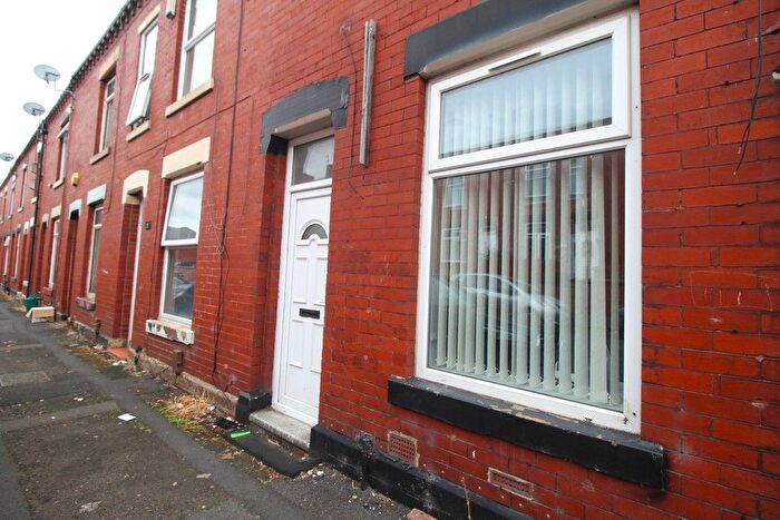 2 Bedroom Terraced House To Rent In -Bedroom Home To Rent, Kelverlow Street Ldham, OL4