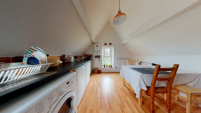 2 Bedroom Flat To Rent In Headingley Lane, Headingley, Leeds, LS6