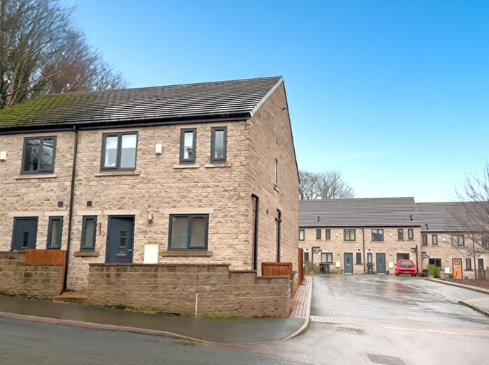 3 Bedroom Semi Detached House For Sale In Stanley Street, Bingley, BD16