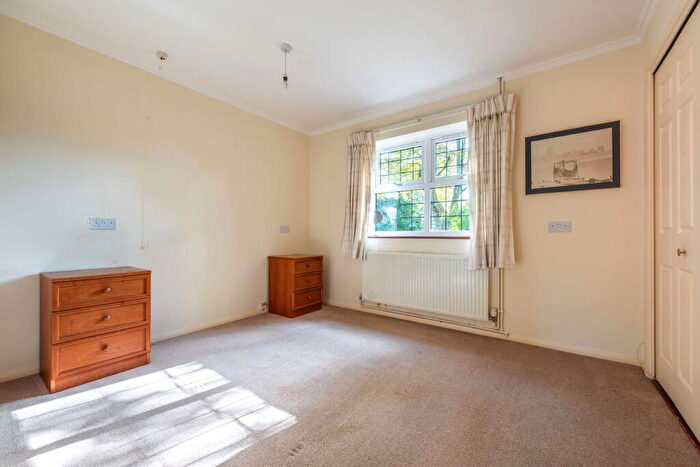 2 Bedroom Detached House For Sale In West Horsley, KT24