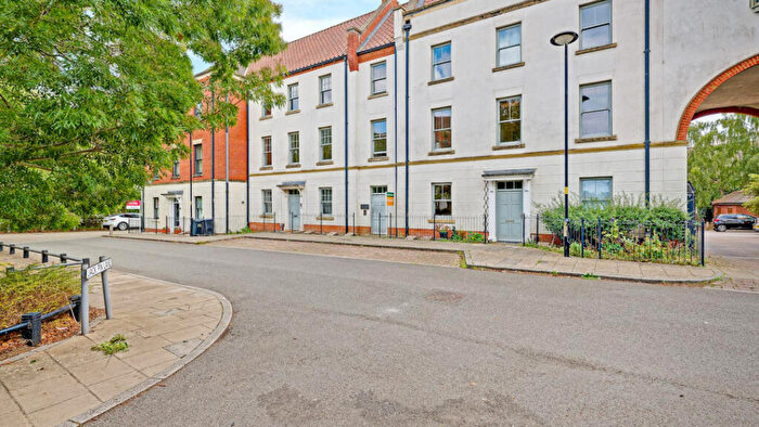 1 Bedroom Flat For Sale In Clickers Drive, Northampton, Northamptonshire, Northamptonshire, NN5