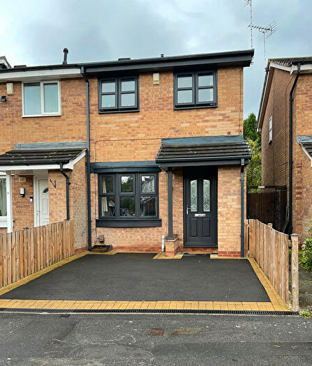2 Bedroom End Of Terrace House To Rent In Lenton Nottingham, NG7