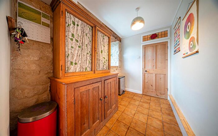 5 Bedroom Detached House For Sale In Canal Bridge, Semington, BA14