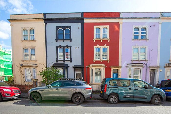 1 Bedroom Apartment For Sale In City Road, Bristol, BS2