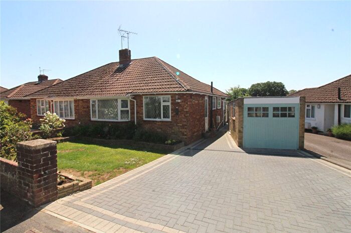 2 Bedroom Bungalow For Sale In Abbey Road, Fareham, Hampshire, PO15