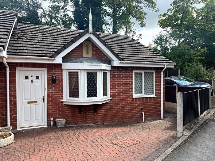 2 Bedroom Bungalow For Sale In Bradshaw Gardens, Oakengates, Telford, Shropshire, TF2