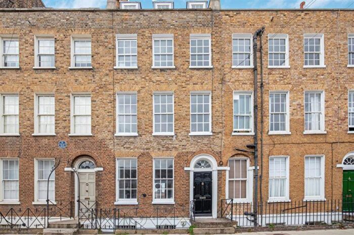 5 Bedroom House For Sale In Surrey Square, Walworth, SE17