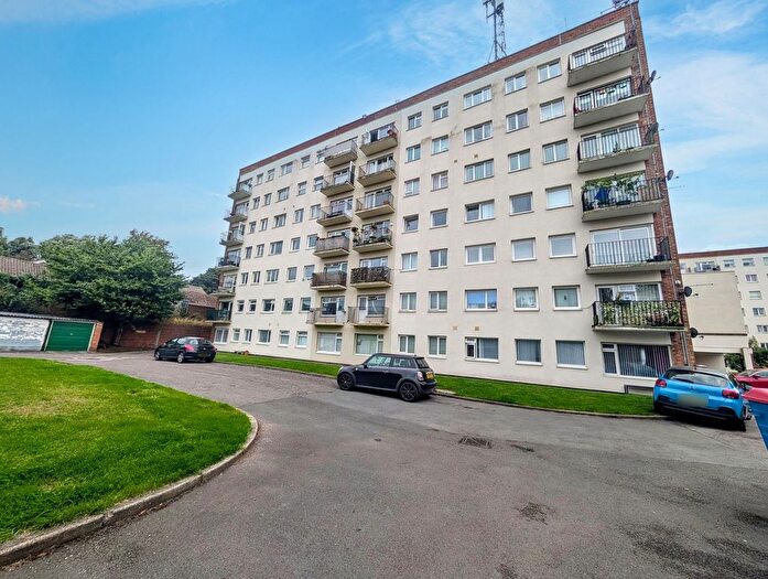 3 Bedroom Flat For Sale In Claymond Court, Norton, Stockton-On-Tees, TS20