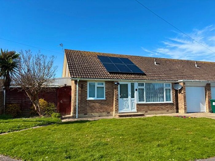 3 Bedroom Semi Detached Bungalow For Sale In Marisfield Place, Selsey, PO20
