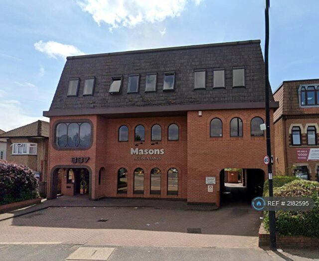 1 Bedroom Flat To Rent In Bath Road, Slough, SL1