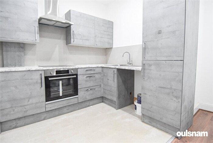 2 Bedroom Apartment To Rent In Watford Road, Birmingham, West Midlands, B30