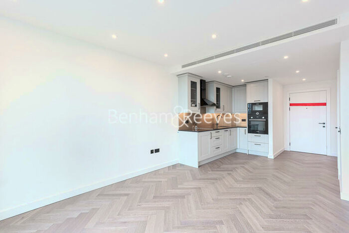 Studio To Rent In Merino Gardens, Wapping, E1W