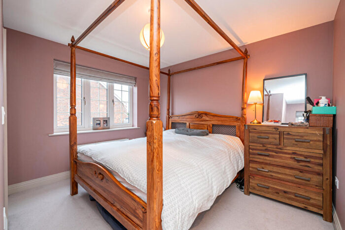 4 Bedroom Detached House For Sale In Vaisey Close, Tring, HP23