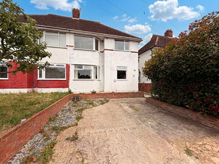 2 Bedroom Flat To Rent In Clarke Avenue, Hove, BN3