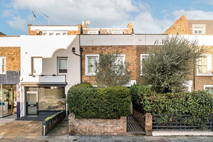3 Bedroom Property For Sale In Kings Road, Fulham, SW6