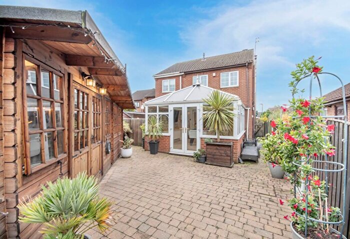 3 Bedroom Detached House For Sale In Windsor Close, Doncaster, South Yorkshire, DN6