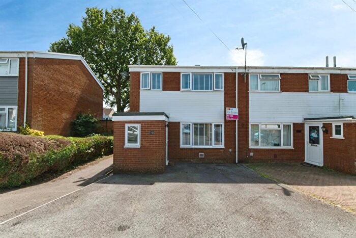 2 Bedroom End Of Terrace House For Sale In Heals Field, Axminster, EX13