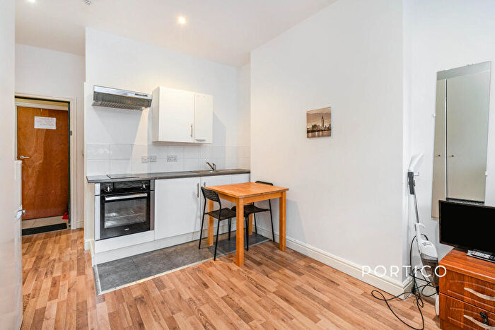 Studio To Rent In Green Lanes, N4