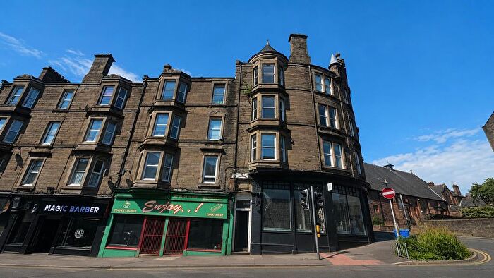 2 Bedroom Flat To Rent In Albert Street, Dundee, DD4