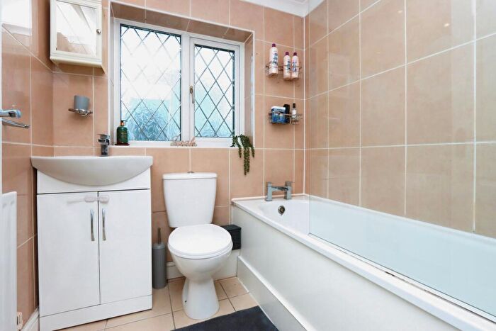 2 Bedroom End Of Terrace House For Sale In Chestnut Avenue, Sheffield, South Yorkshire, S9
