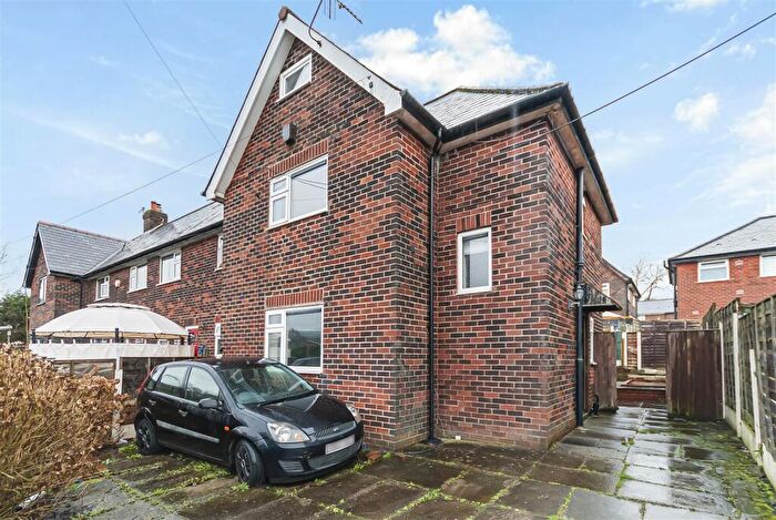 3 Bedroom House For Sale In Fern Street, Ramsbottom, Bury, BL0