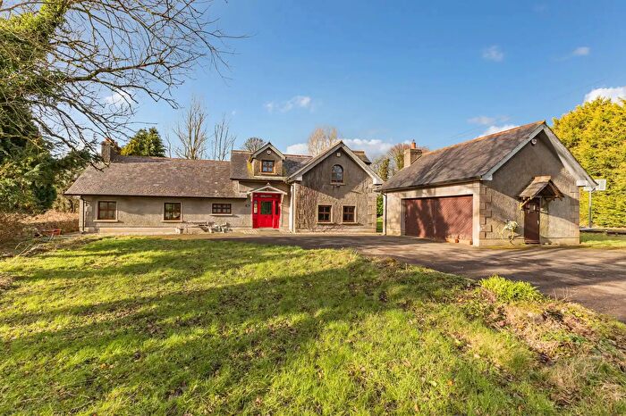 6 Bedroom Detached House For Sale In Stoneyford Road, Lisburn, BT28