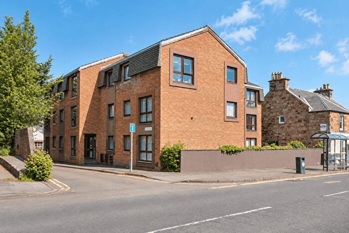 2 Bedroom Flat For Sale In Flat, Lanark Road, Juniper Green, EH14