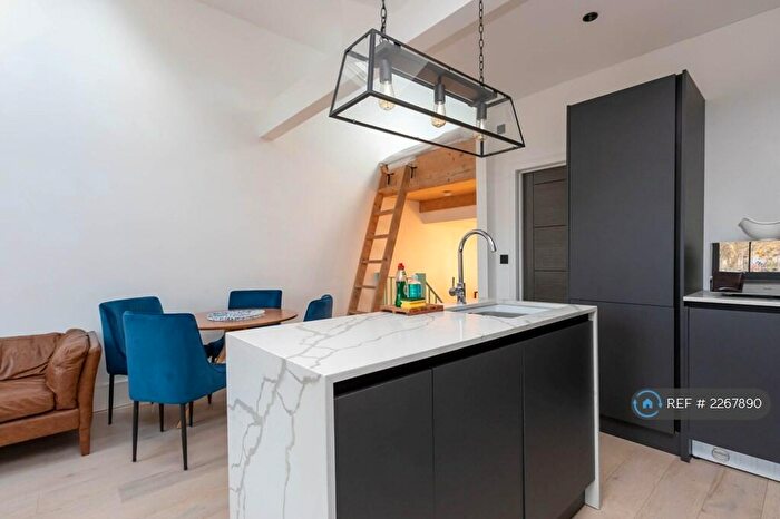 1 Bedroom Flat To Rent In Columbia Road, London, E2