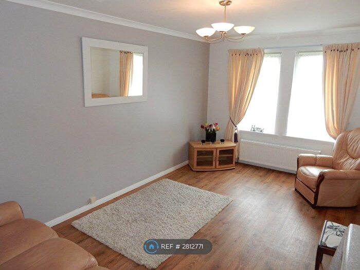 2 Bedroom Maisonette To Rent In Pitmedden Terrace, Aberdeen, AB10