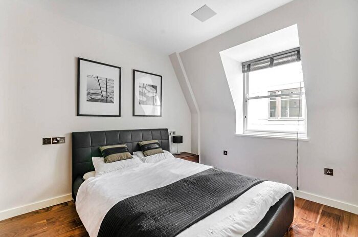 1 Bedroom Flat To Rent In Breams Buildings, Holborn, London, EC4A