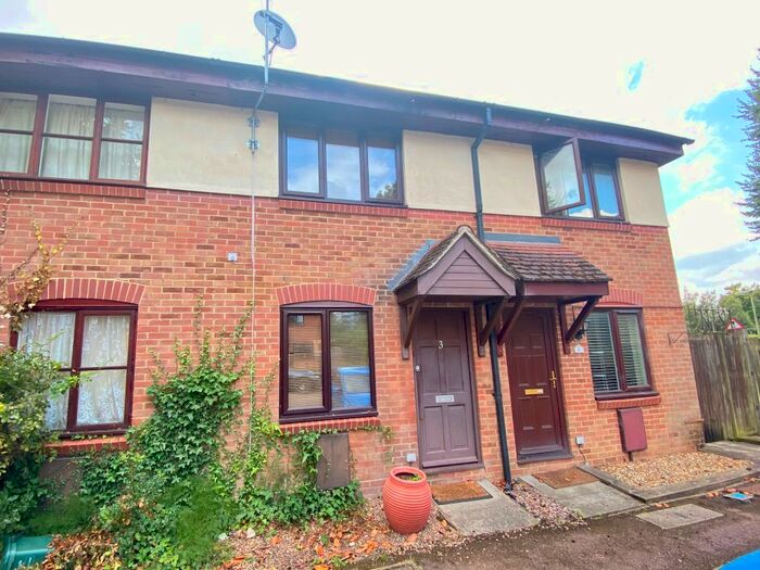 1 Bedroom Terraced House To Rent In Holbreck Place, Heathside Road, Woking, GU22