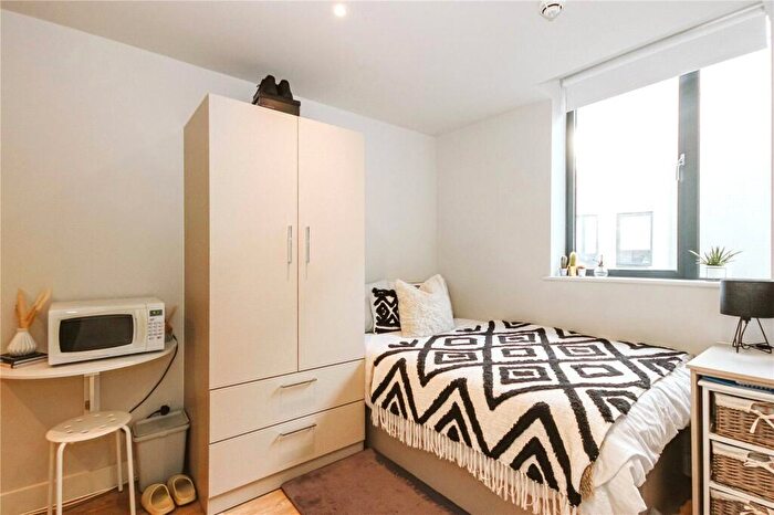 Studio To Rent In Grove Road, Weston-super-Mare, North Somerset, BS23