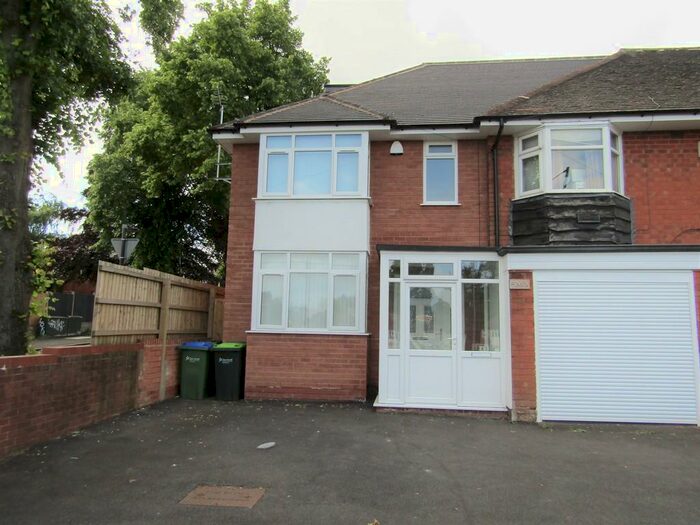 3 Bedroom Semi-Detached House To Rent In Walsall Road, Great Barr, Birmingham, B42