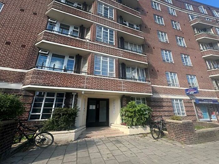 2 Bedroom Flat To Rent In Queens Road, Clifton, Bristol, BS8