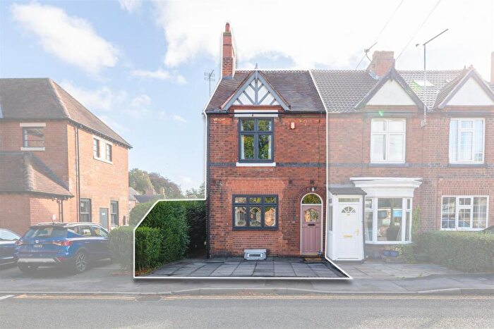 3 Bedroom Semi-Detached House For Sale In Leicester Road, Ashby-De-La-Zouch, LE65