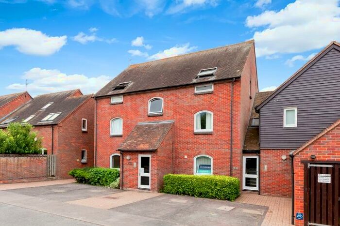 1 Bedroom Apartment To Rent In Church Rd, Sandford-on-Thames, OX4