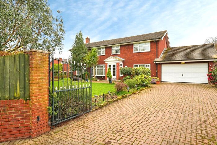 5 Bedroom Detached House For Sale In Mount Road, Upton, Wirral, CH49