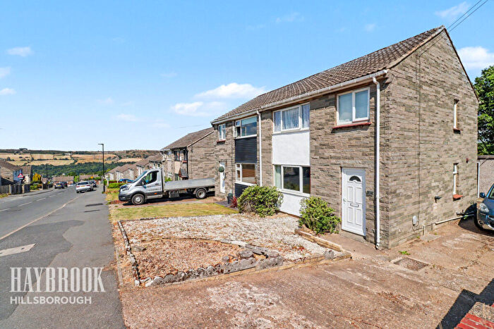 3 Bedroom Semi-Detached House For Sale In Cedar Road, Sheffield, S36