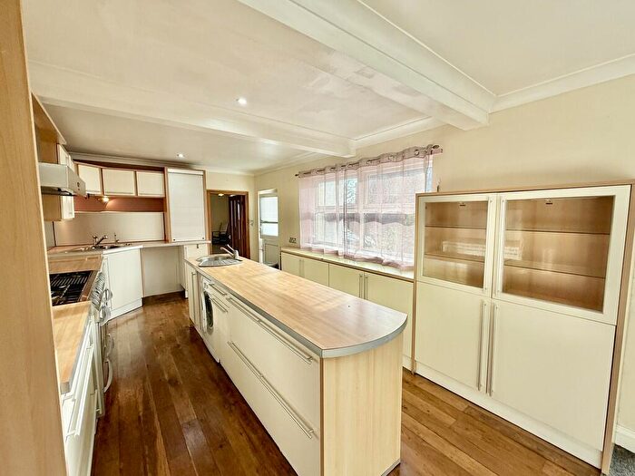 4 Bedroom Detached House To Rent In Appleton Gate, Newark, NG24