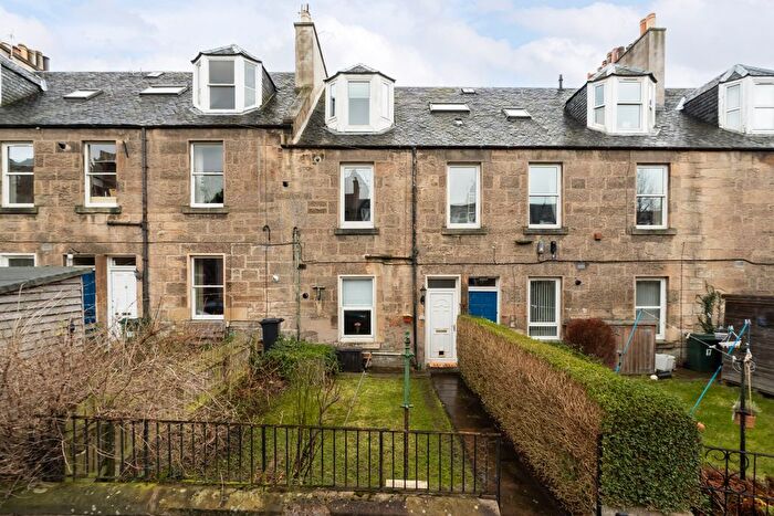 2 Bedroom Flat For Sale In Ivy Terrace, Shandon, EH11