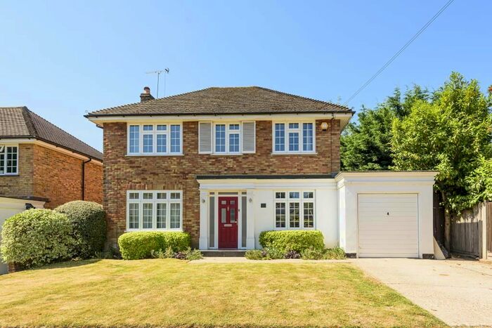 4 Bedroom Detached House To Rent In Northbrook Drive, Northwood, HA6