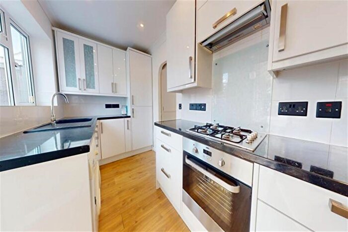 3 Bedroom Terraced House To Rent In Green Glade, Theydon Bois, Epping, CM16