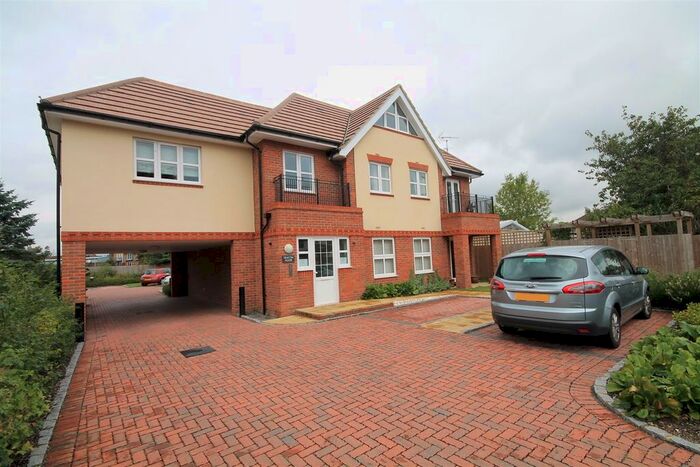 1 Bedroom Flat To Rent In Littleton Road, Ashford, TW15