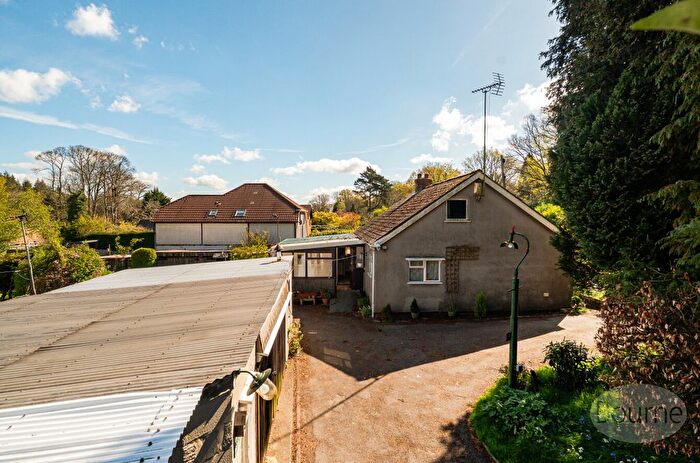 3 Bedroom Detached House For Sale In Winchester Road, Four Marks, Hampshire, GU34