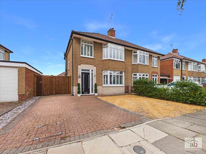 3 Bedroom Semi Detached House For Sale In Adelaide Road, East Ipswich, IP4
