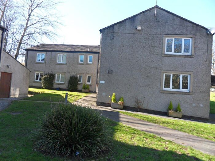 2 Bedroom Flat To Rent In Victoria Court, LA1
